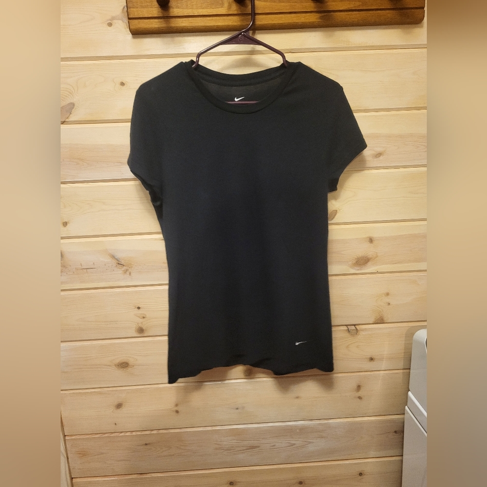 Nike Dri-Fit Women's Shirt Size: XL